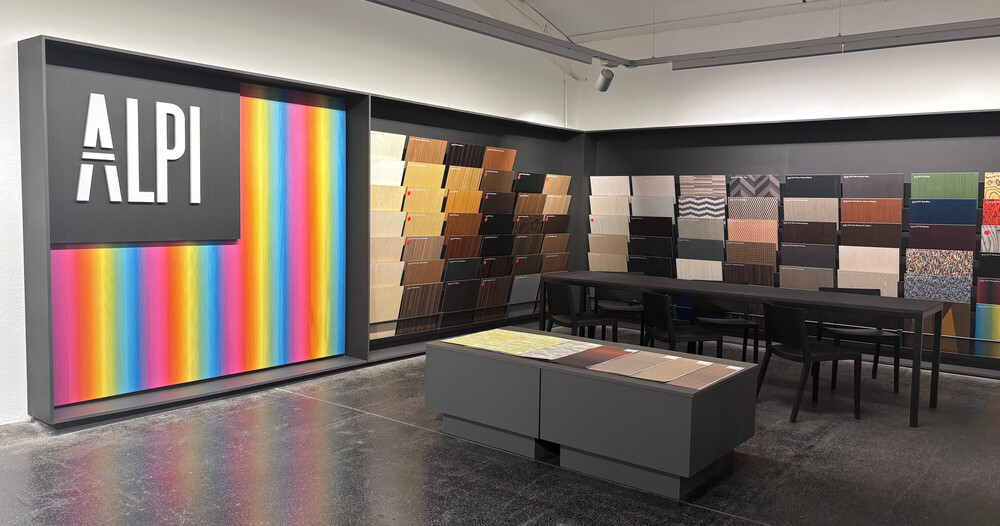ALPI Corner Furnier Showroom
