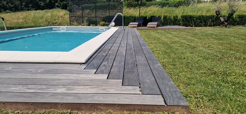 Accoya Grey Poolumrandung