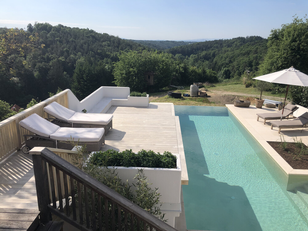Poolumrandung  und Terrasse aus Accoya