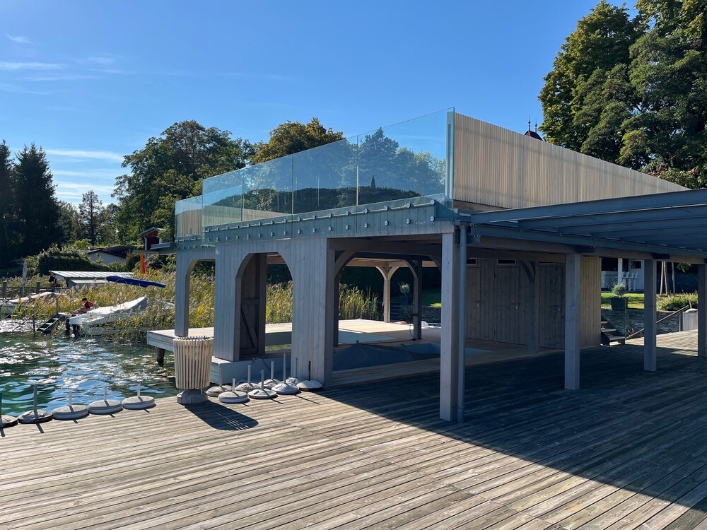 Boots- und Badehaus am W&ouml;rthersee aus Accoya