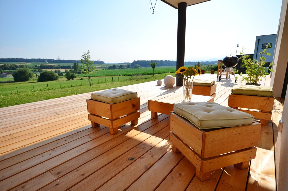 Terrasse L&auml;rche
