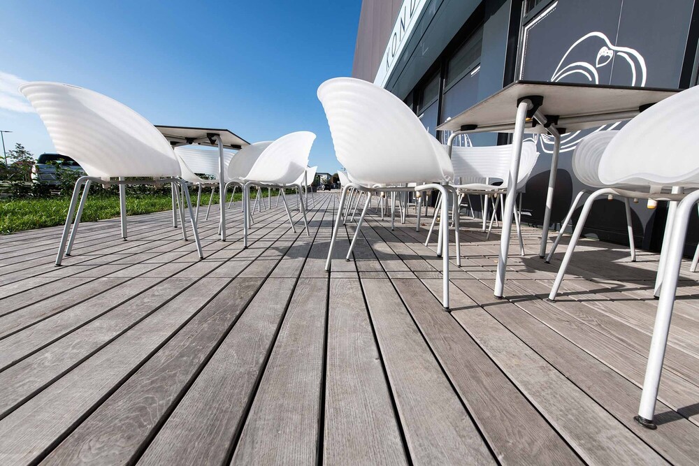 Holzterrasse