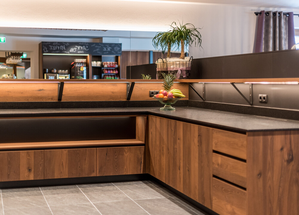 Restaurantelemente aus Altholz, Hotel Sonnschupfer