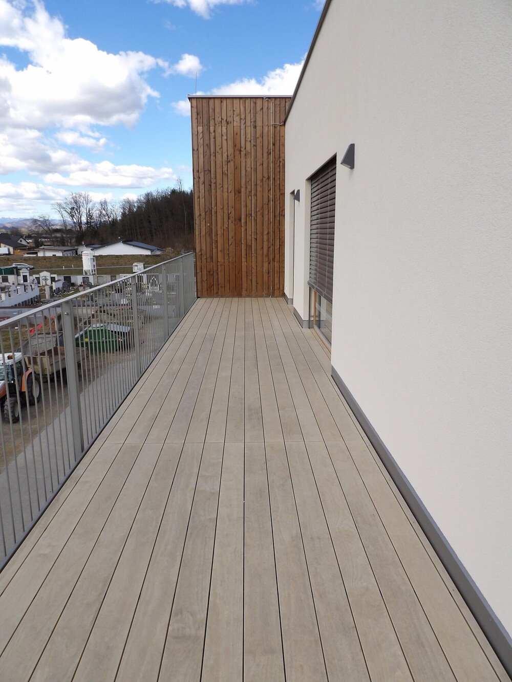 Terrasse aus Accoya, Kinderkrippe St. Veit