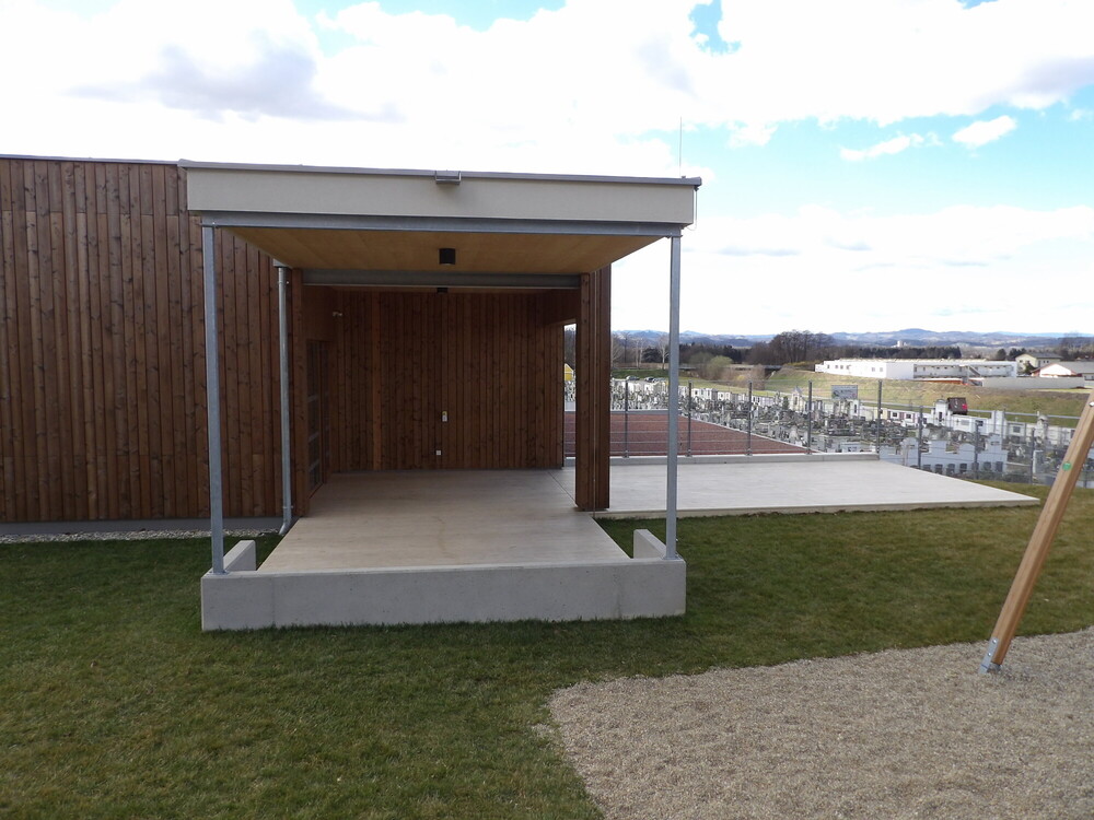 Terrasse aus Accoya, Kinderkrippe St. Veit