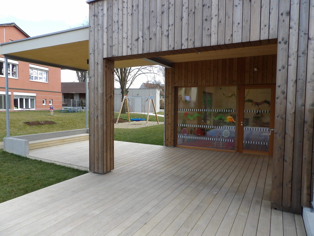 Terrasse aus Accoya, Kinderkrippe St. Veit