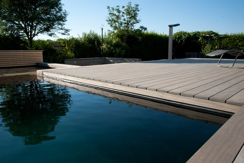 Terrasse und Poolumrandung Accoya