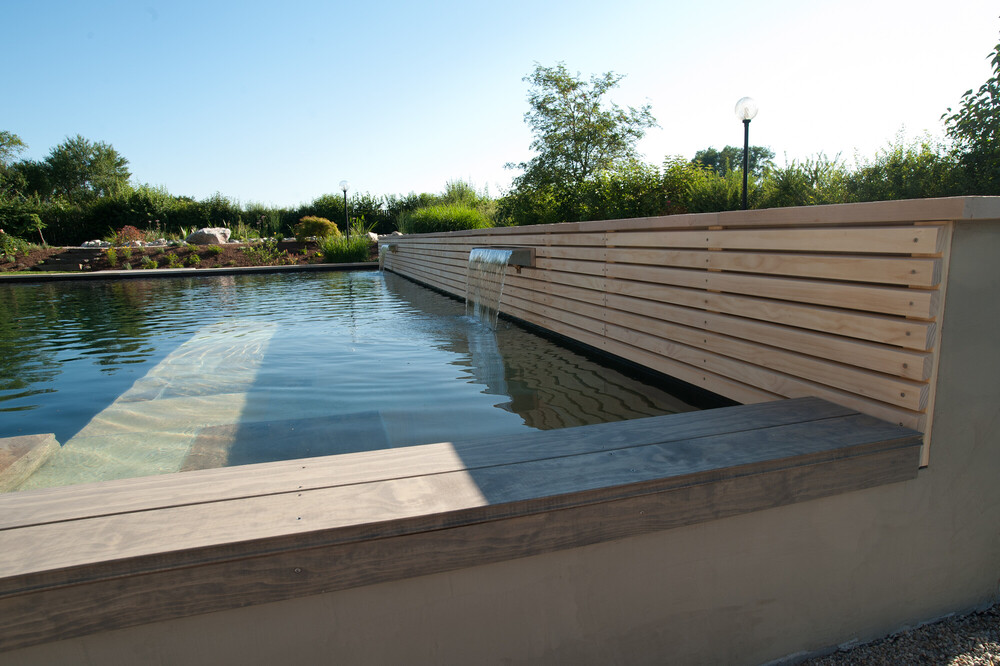 Terrasse und Poolumrandung Accoya