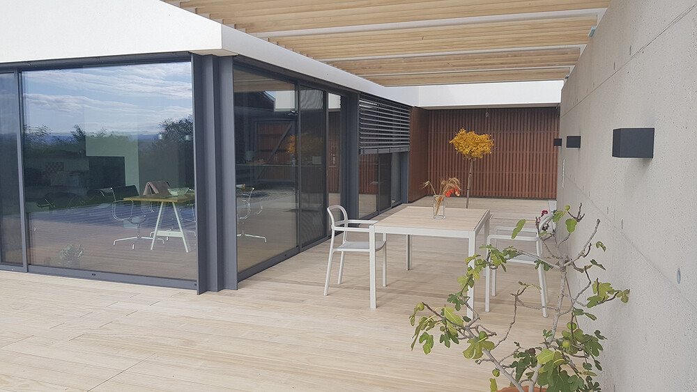 Terrasse aus Accoya Rough