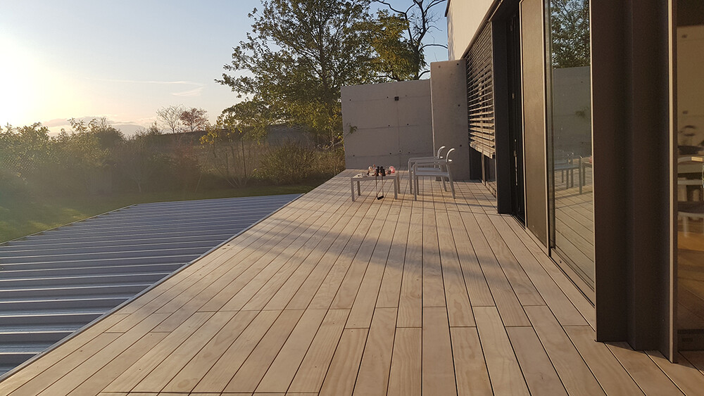 Terrasse aus Accoya Rough