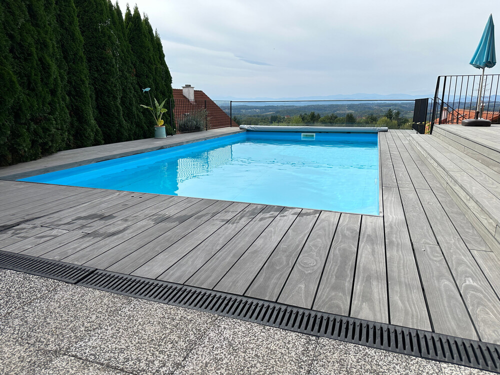 Terrasse  und Poolumrandung Accoya Grey