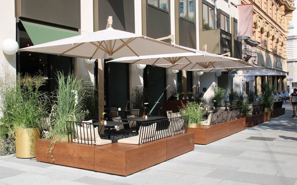 The Guesthouse Vienna, Accoya Platten