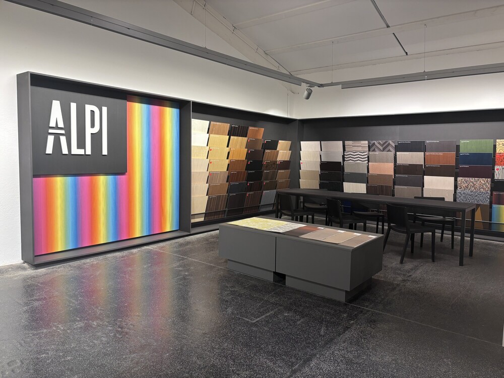 Ausstellungsraum Alpi